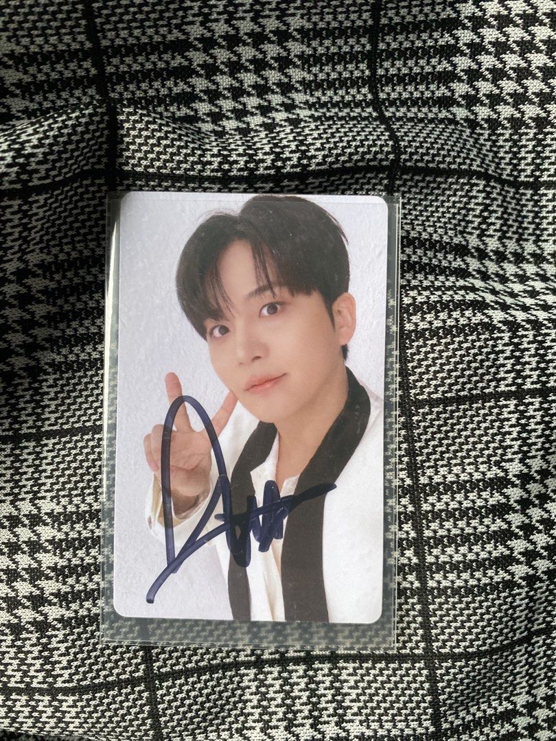 ateez official iyf pc sendoff signed pc (Category: K-Wave Merchandise) located in Santa Rosa. Submitted by fix_on_kale16 (Listing ID 1465663766, Image 3). Description: ateez official iyf signed pc, got it in sendoff -HONGJOONG, SEONGWHA, YUNHO, YEOSANG, SAN, MINGI, WOOYOUNG, JONGHO ⭐️Please DM for inquiries (can do nego) ⭐️ Send a DM for close up pictures WTS PH LFBATEEZ 2025/2026 World Tour [In Your Fantasy] Official MD Benefit PCs 📌ALL SIGNED 