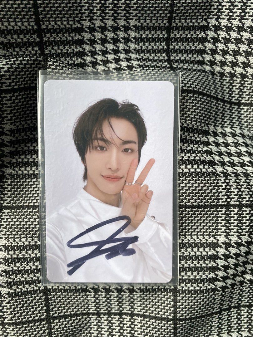 ateez official iyf pc sendoff signed pc (Category: K-Wave Merchandise) located in Santa Rosa. Submitted by fix_on_kale16 (Listing ID 1465663766, Image 2). Description: ateez official iyf signed pc, got it in sendoff -HONGJOONG, SEONGWHA, YUNHO, YEOSANG, SAN, MINGI, WOOYOUNG, JONGHO ⭐️Please DM for inquiries (can do nego) ⭐️ Send a DM for close up pictures WTS PH LFBATEEZ 2025/2026 World Tour [In Your Fantasy] Official MD Benefit PCs 📌ALL SIGNED 