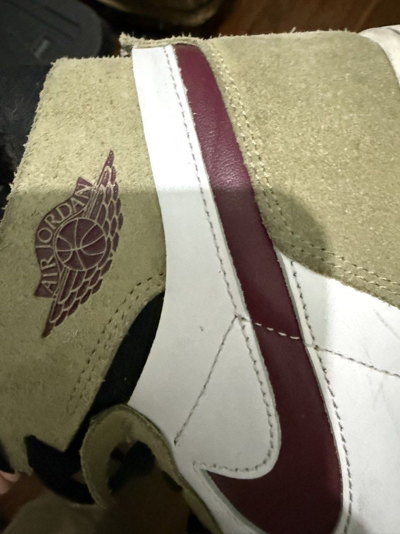 AUTH AIR JORDAN UNISEX (Category: Sneakers) located in Pasig City. Submitted by stringkits (Listing ID 1465649373, Image 3). Description: AUTH UNISEX.