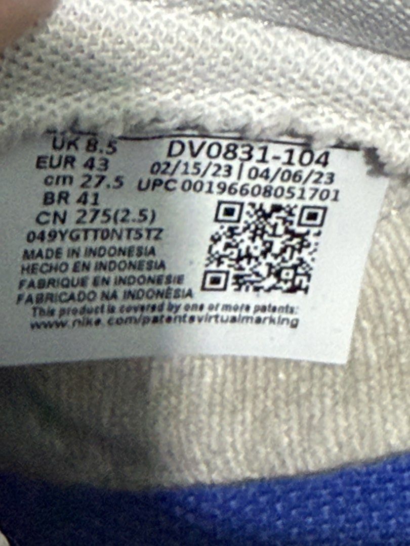 AUTH NIKE MENS UK SIZE 9.5 (Category: Sneakers) located in Pasig City. Submitted by stringkits (Listing ID 1465647710, Image 2). Description: AUTH 8.5 MENS SIZE .