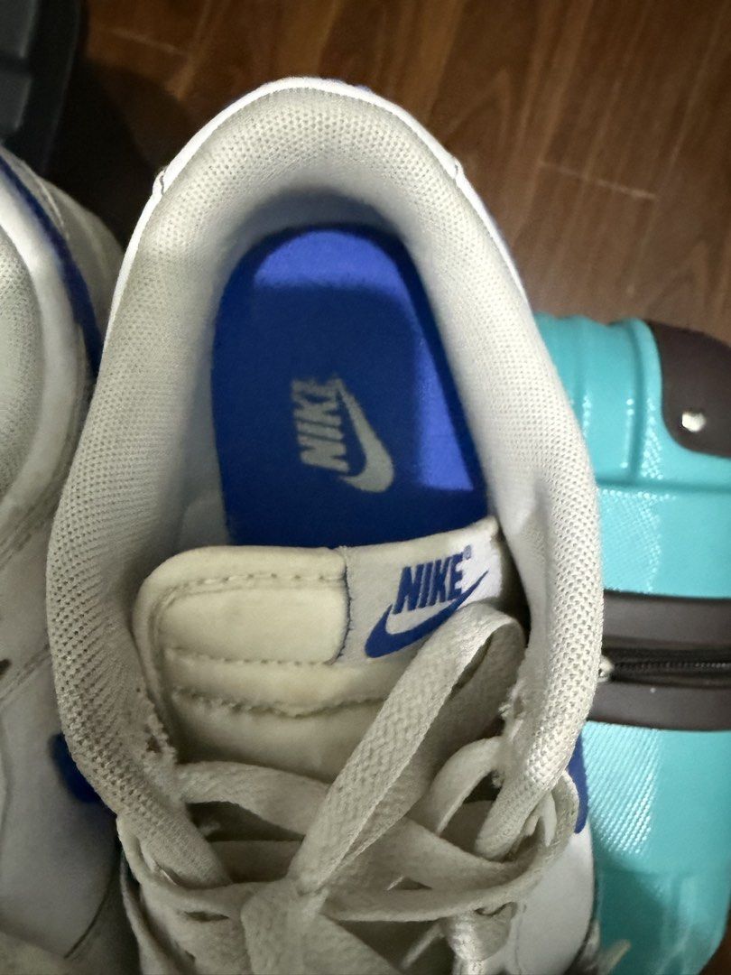 AUTH NIKE MENS UK SIZE 9.5 (Category: Sneakers) located in Pasig City. Submitted by stringkits (Listing ID 1465647710, Image 3). Description: AUTH 8.5 MENS SIZE .