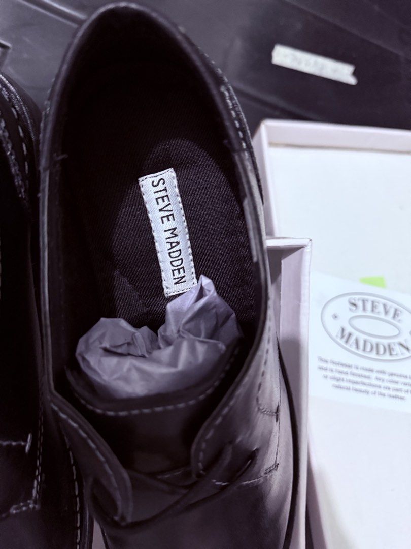 AUTH STEVE MADDEN (Category: Dress Shoes) located in Pasig City. Submitted by stringkits (Listing ID 1465651352, Image 2). Description: AUTH WITH BOX 9.5M .