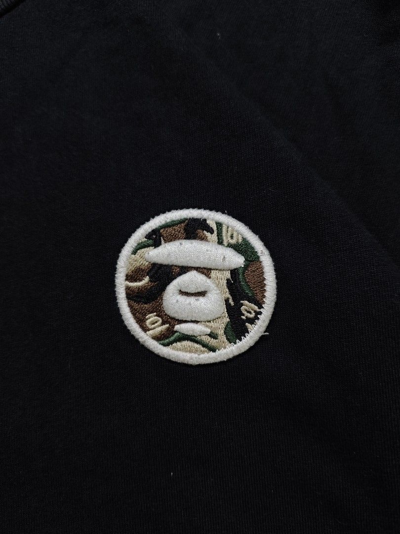 Authentic Aape Now Camou Patch Logo Black Tee (Authentic/Legit) (Category: Tshirts & Polo Shirts ) located in San Pedro. Submitted by chronothrift (Listing ID 1465652143, Image 3). Description: - Size: XL (W22 x 30L) - Condition: 9.2/10 - Color Rate: 9/10 - Flaws: ❌❌❌ (None) MOD: J&T Express / Lalamove / Meet MOP: Gcash / Bank Transfer.