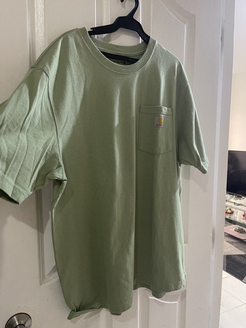 Authentic Carhartt Tshirts (Category: Tshirts & Polo Shirts ) located in Manila. Submitted by shopstuff (Listing ID 1465621884, Image 2). Description: ➡️Take all for 1500 Dark blue and Green Authentic XL Marikina Area Happy Shipping😊.