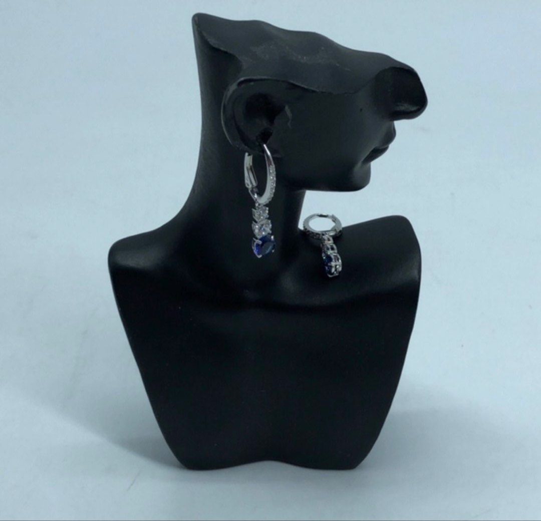 Authentic SWAROVSKI Fashion Dangling Silver Earrings (Category: Luxury Accessories) located in Las Pinas. Submitted by jc_closet (Listing ID 1465589071, Image 2). Description: 💯 Authentic or Money Back Best for Gifts Comes with original box Silver with Blue Crystals Shipping c/o Buyer.