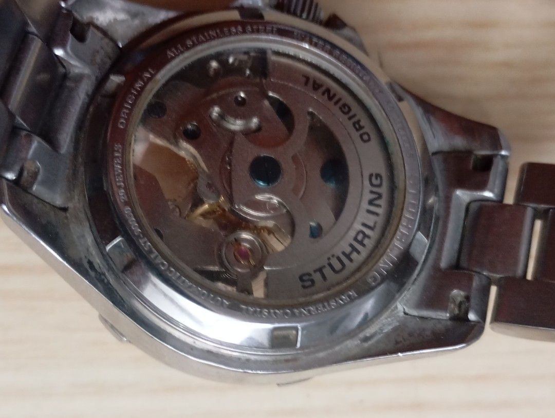 Automatic sthurling (Category: Women's Watches) located in Las Pinas. Submitted by quick_deals_great_finds2 (Listing ID 1465585166, Image 3). Description: Original good working condition 35mm medium unisex Fits wrist size 6.8 inches.