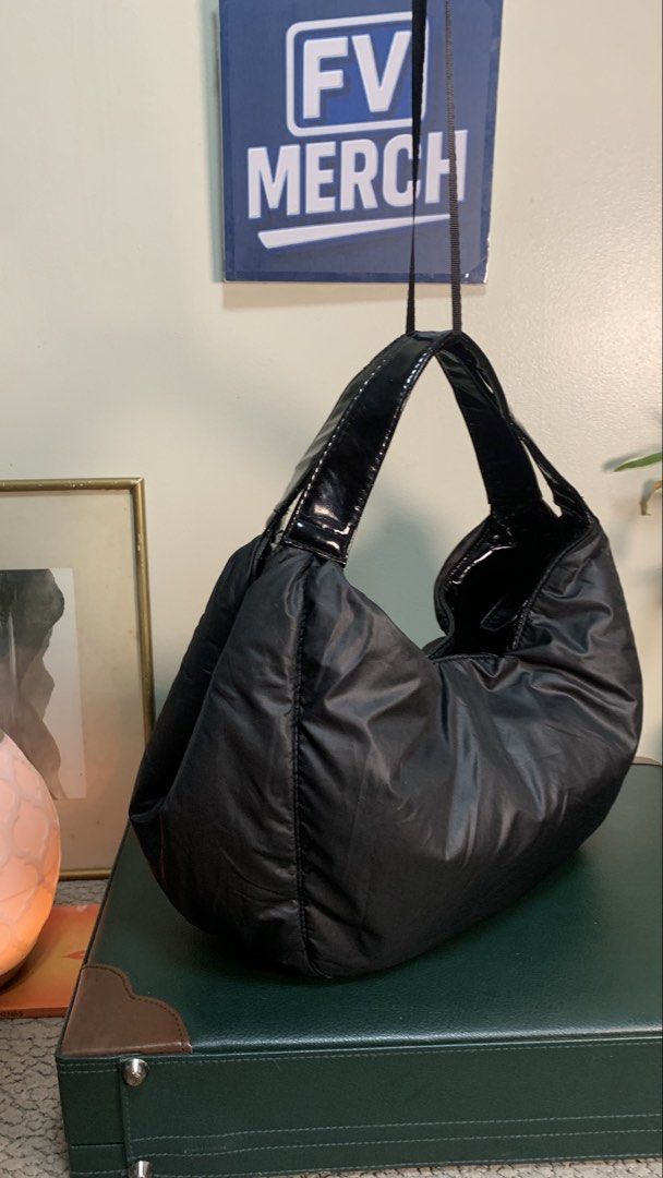 B3-Threes hobo-style nylon shoulder bag (Category: Shoulder Bags) located in Mandaluyong City. Submitted by fv_merch (Listing ID 1465717197, Image 2). Description: ₱ 600 B3-Threes | slouchy, hobo-style nylon shoulder bag | leather handles; gathered silhouette and an integrated wide shoulder strap; #hobobag Issues: Minor Sign of Usage More photos in comment section. ⚠ DISCLAIMER: All brand names, logos, and trademarks belong to their respective ow