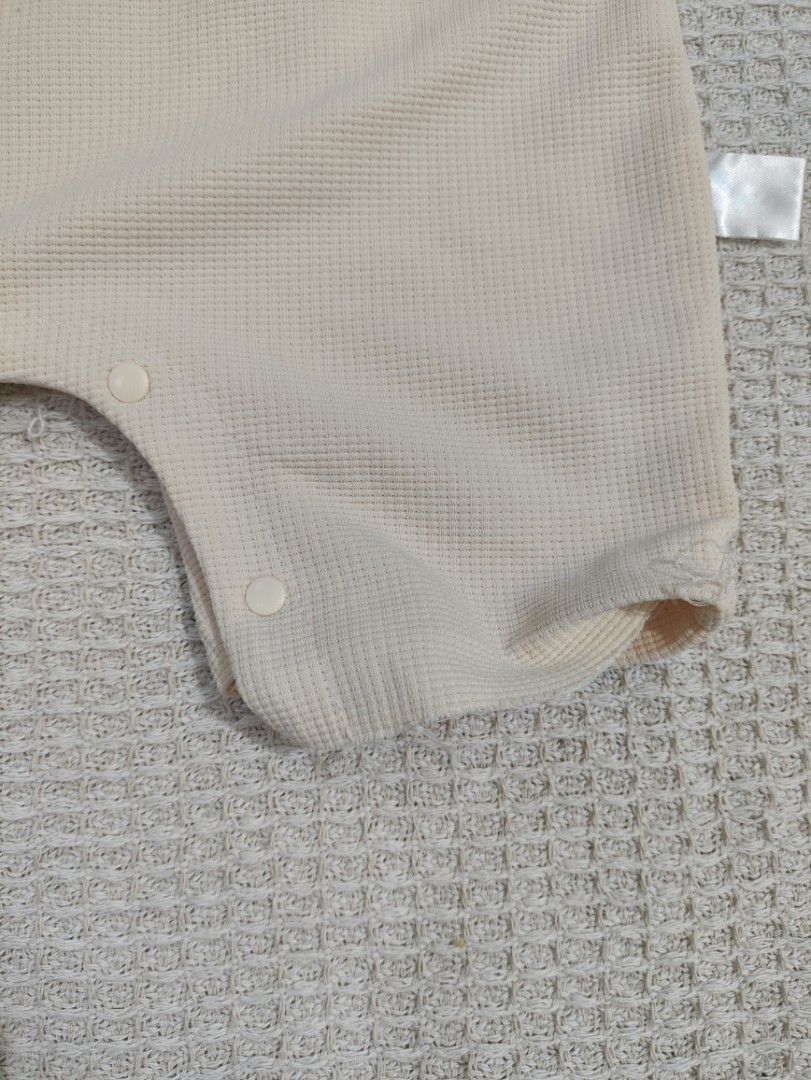 Baby Romper and Hat Set with Bear Patch (Category: Babies & Kids Fashion) located in Taguig. Submitted by rai.a.c (Listing ID 1465754215, Image 2). Description: Cute bear romper with hat. With minor stains and bottom part needs to be stitched .