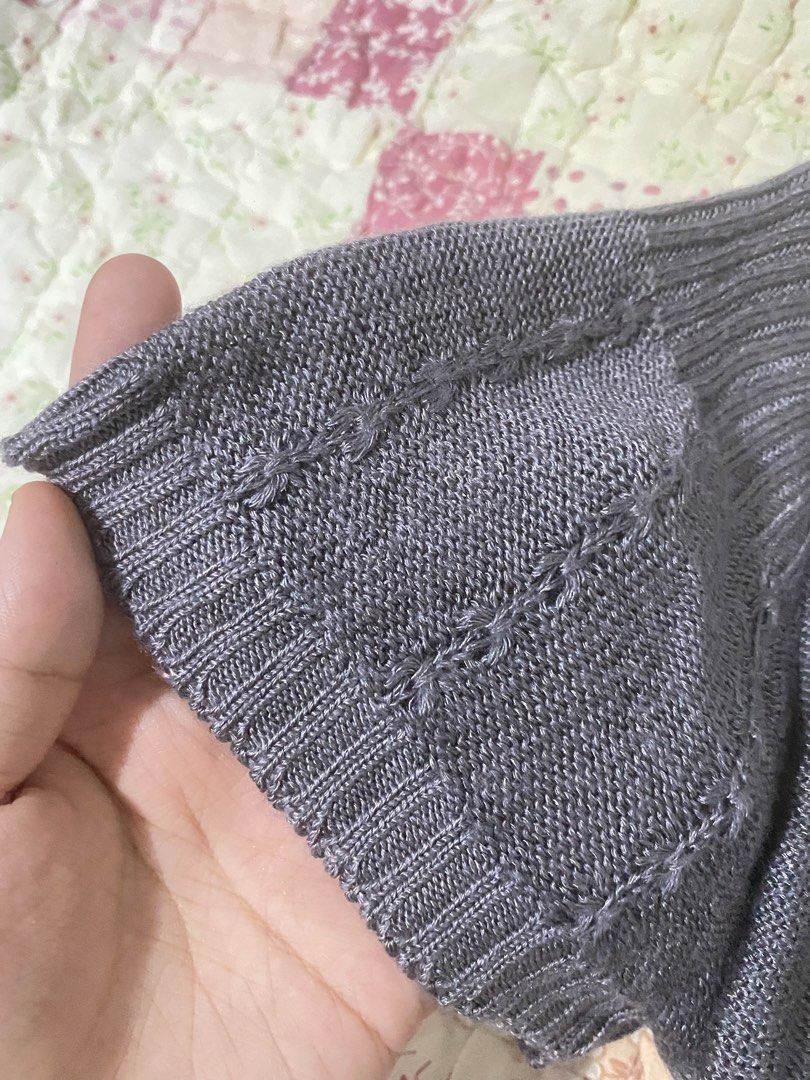 babydoll knitted dark gray top (Category: Blouses) located in San Jose. Submitted by vintagexxo (Listing ID 1465606160, Image 2). Description: size: s-m high quality inner not included.