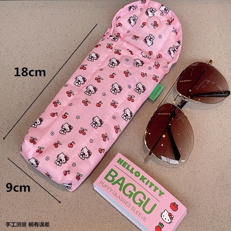 Baggu Small Pouch (Category: Purses & Pouches) located in Manila. Submitted by patchypat01 (Listing ID 1465608843, Image 3). Description: ETA OCT 15-17.