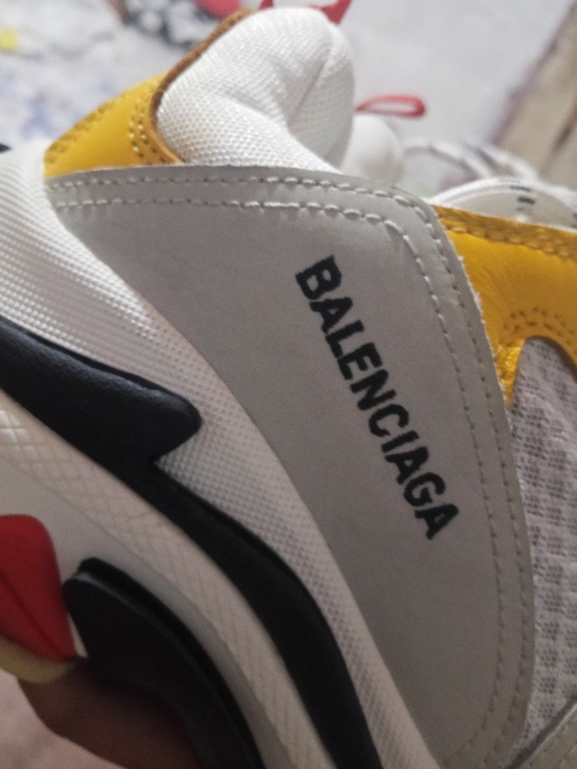Balenciaga (Category: Sneakers) located in Zamboanga. Submitted by alminajammang19 (Listing ID 1465686812, Image 3). Description: authentic Balenciaga triple s from Japan surplus.