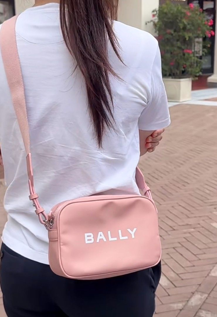 bally nylon camera bag (Category: Luxury Bags & Wallets) located in Las Pinas. Submitted by glamdustph (Listing ID 1465703775, Image 2). Description: 💯 authentic retail price 19,000 selling below srp BNEW plus sf thank you.
