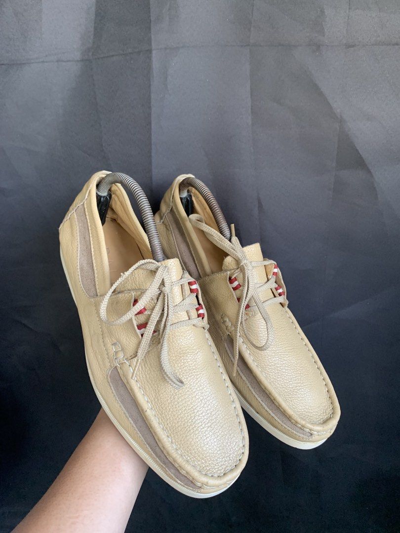 Bally Topsider (Category: Dress Shoes) located in Cebu City. Submitted by helufattyyy (Listing ID 1465634118, Image 1). Description: Bally Top Sider Preloved With Out Box Uk 8 Us 9 Tapemeasure Cm 28.5 Euro 42 Good as new No issues 2760 + shippingfee Location Cebu City No Cop/Cod Pm.