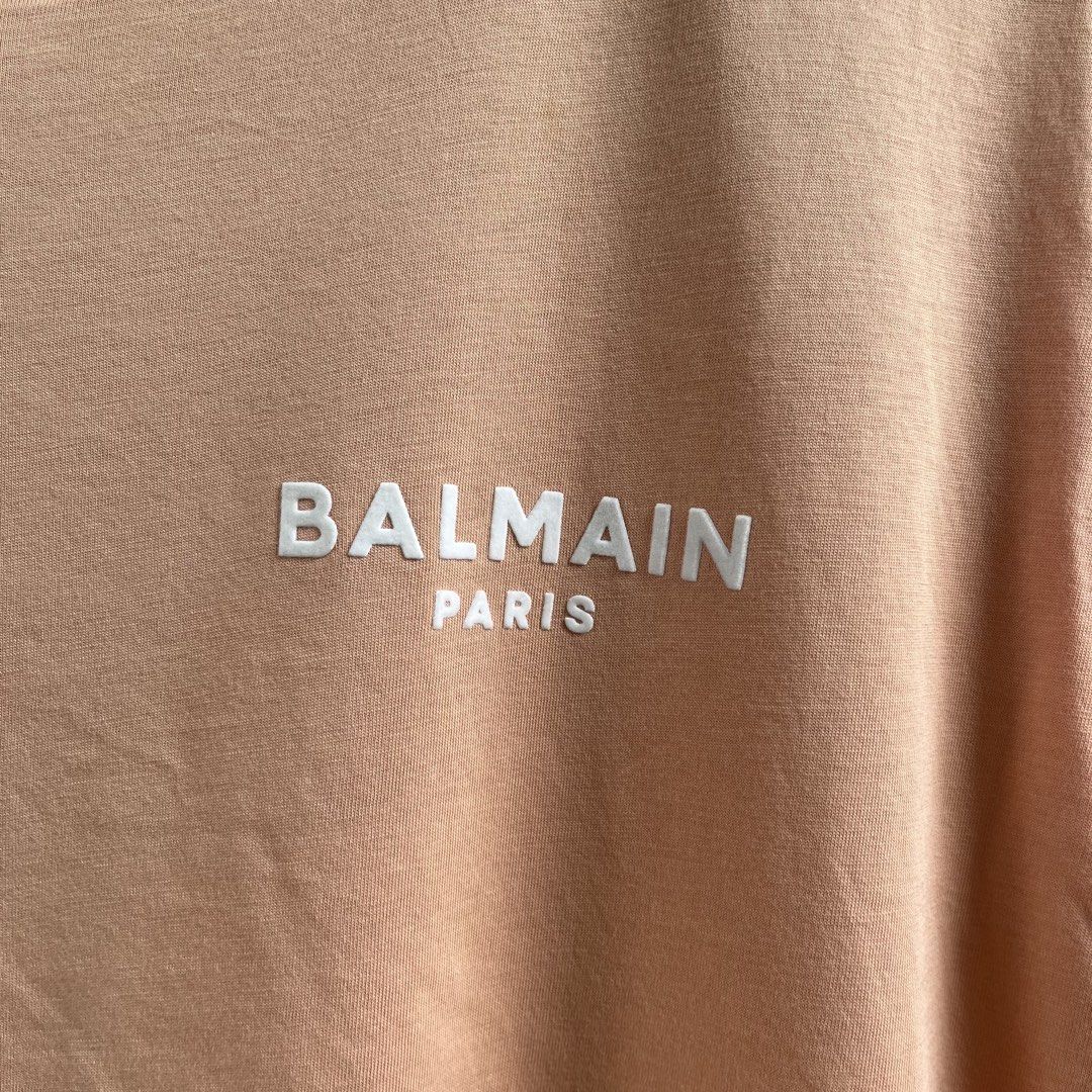 BALMAIN PARIS (Category: Shirts) located in Manila. Submitted by flippinn (Listing ID 1465609452, Image 2). Description: XS 20W 24L Loose stitch Lalamove or J&t Express + Shipping fee.