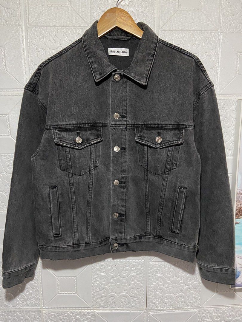 balnciaga emblisshed (Category: Hoodies) located in Baguio. Submitted by stickygarments (Listing ID 1465649415, Image 2). Description: Balenciaga embellish logo denim jacket condition:excellent meduim dimes:22x25 .