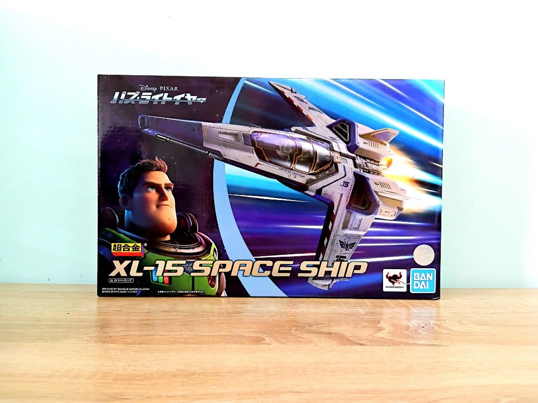 Bandai Chogokin Xl-15 Space Ship (Category: Figurines & Statues) located in Valenzuela. Submitted by yen_taw (Listing ID 1465666584, Image 1). Description: Bandai Chogokin Xl-15 Space Ship Mint in Sealed Box Php 5,500.00 Bbb, Marulas Valenzuela City.
