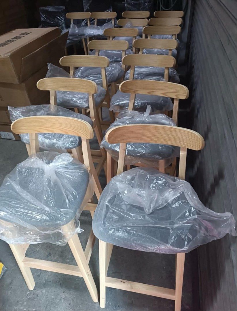BAR CHAIR (Category: Announcements) located in Caloocan City. Submitted by eunice.244 (Listing ID 1465637262, Image 2). Description: .