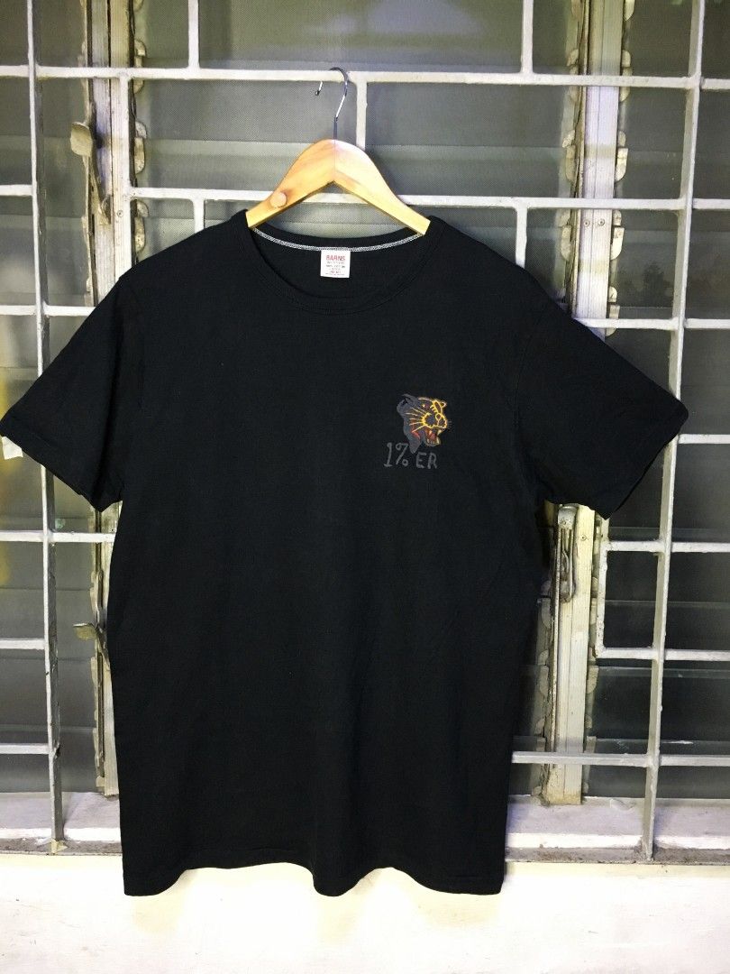 Barns * Made in Japan (Category: Tshirts & Polo Shirts ) located in Cabuyao City. Submitted by roronhilira (Listing ID 1465693112, Image 1). Description: BARNS * Made in Japan Embroidered Logo Large on tag 20 width 28 length 9.5 color rate 1k shipped DM 📥.