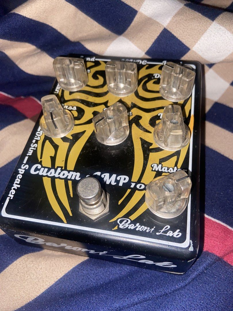 Baroni Lab Custom Mini amp 100w (Category: Music Accessories) located in Manila. Submitted by fyce_08 (Listing ID 1465629329, Image 1). Description: 100W compact amp, perfect for guitarists looking for a powerful and portable setup. Used condition with some cosmetic signs of use, but fully functional.