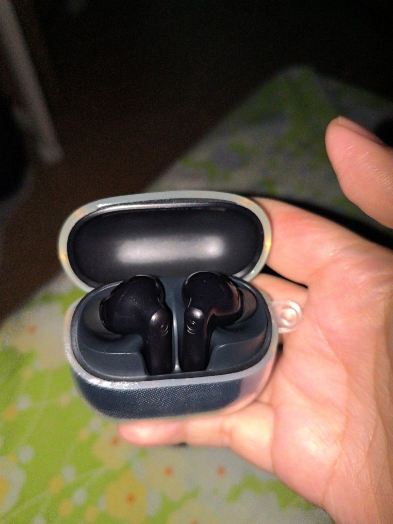 Baseus BP1 Ultra (Category: Earphones) located in Manila. Submitted by anyxxxng (Listing ID 1465744280, Image 2). Description: Baseus BP1 Ultra Features Noise Cancellation: Up to -55dB inside-out elective Active Noise Cancellation (ANC) 6-microphone array with AI clear call technology RFS: Change of mind, only used for a week MOD: J&T, Lalamove, Meetup (Sm san lazaro) MOP: Bank transfer, gcash, cash .