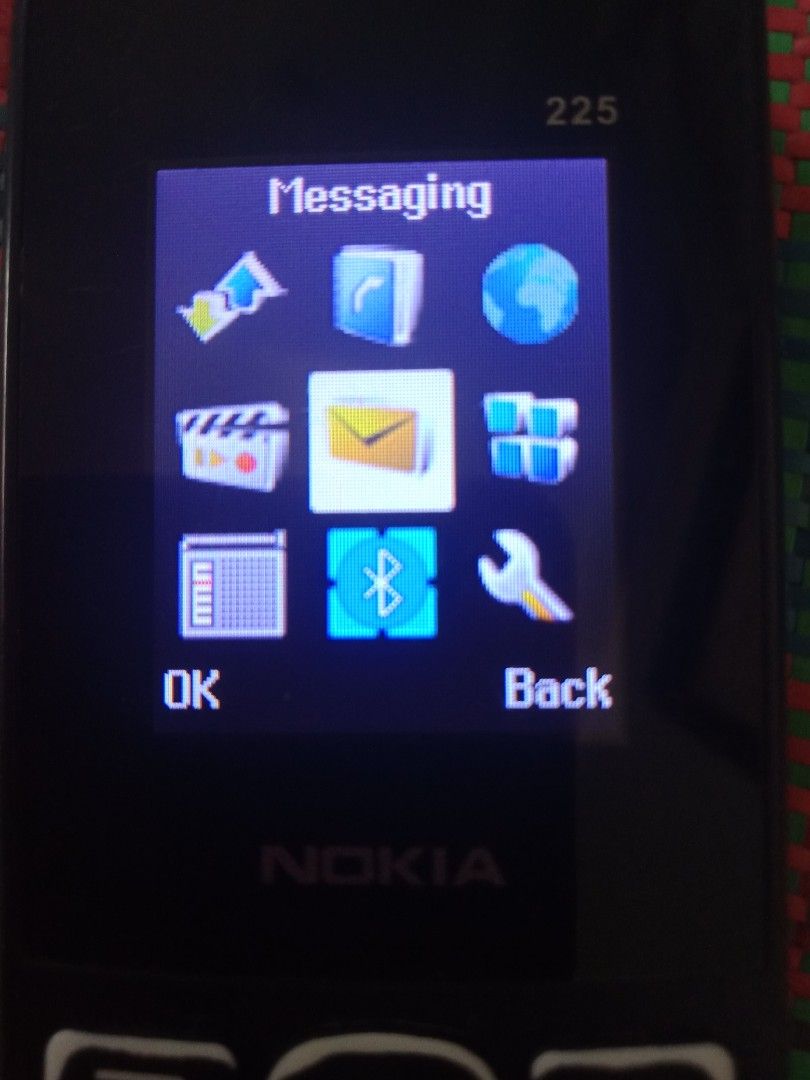 Basic Dual Sim Phone with a Memory Card Slot (Category: Early Generation Mobile Phones) located in Rizal. Submitted by mnmarquez2 (Listing ID 1465540817, Image 2). Description: - can call and can text - can receive calls and text messages - has a memory card slot - with a dual sim feature - has torch - has a camera - can record and can watch videos - has a built-in music player - has bluetooth - has a built-in radio - can connect to the internet 