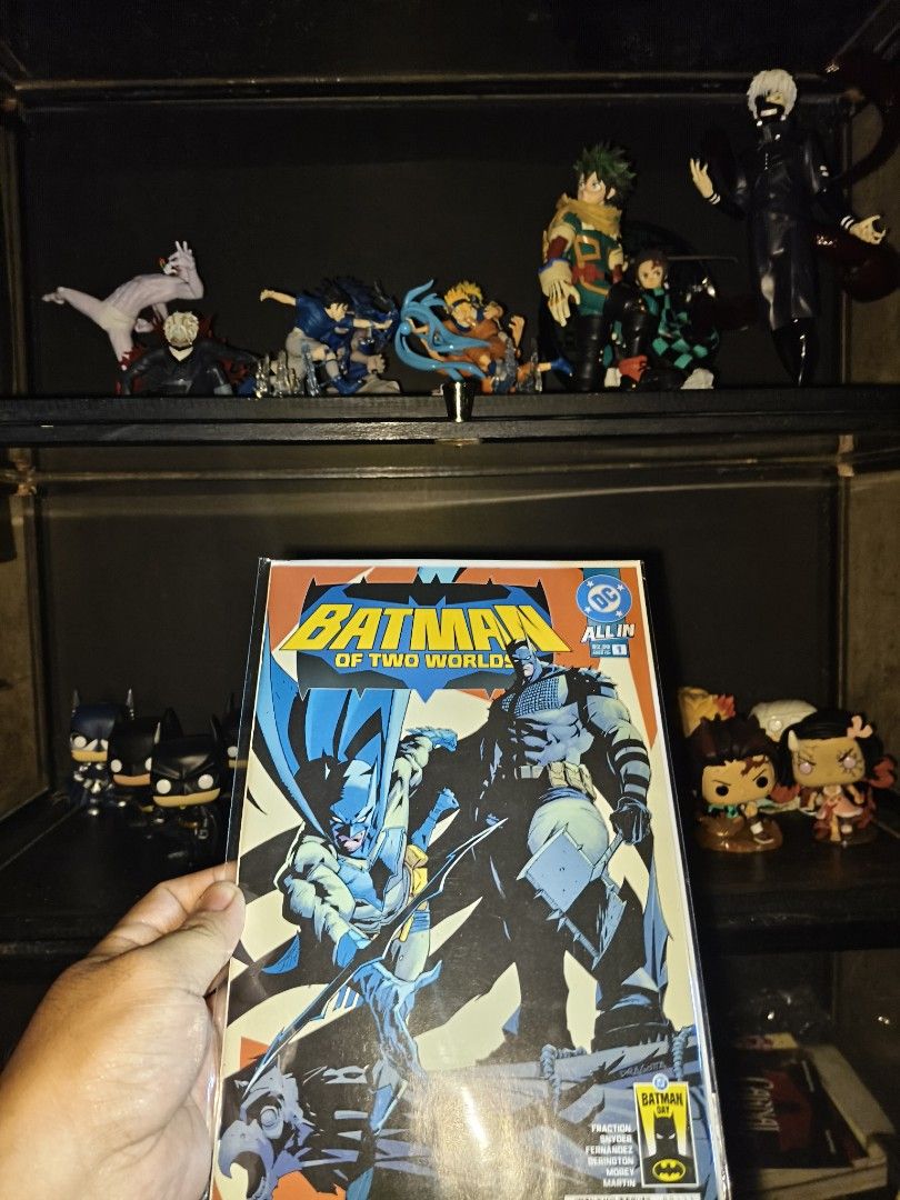 Batman of Two Worlds One-shot (Category: Comics & Manga) located in Pagsanjan. Submitted by crisglm (Listing ID 1465696900, Image 1). Description: - Title: Batman of Two Worlds #1 (DC All In Event) .