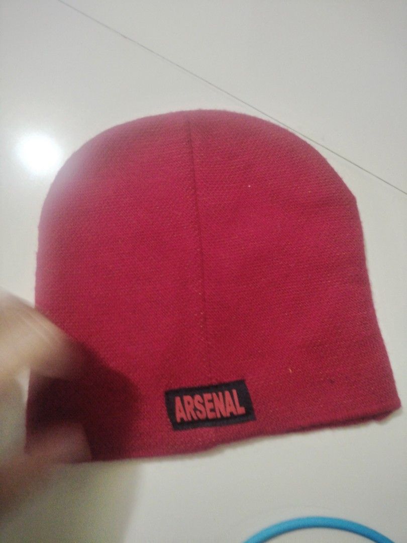 Beanie arsenal (Category: Activewear) located in Imus. Submitted by emershop (Listing ID 1465662736, Image 2). Description: for sale arsenal football beanie.