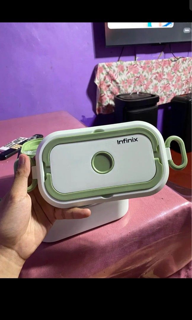 Bento Box Infinix Branded (Category: Others) located in Manila. Submitted by vince_007 (Listing ID 1465663895, Image 2). Description: Infinix Branded Bento Box Never been used Litex Area.
