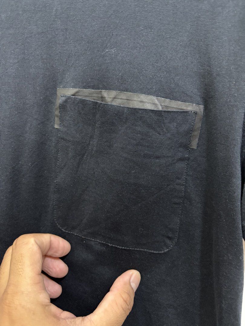 Berluti Leather Trimmed Cotton Tee (Category: Luxury Accessories) located in Taytay. Submitted by leanmark103093 (Listing ID 1465705489, Image 2). Description: Berluti Mens Leather Trimmed Cotton tee Size xs on tag W19 L26.5 Good as new No issue 📩📩📩.