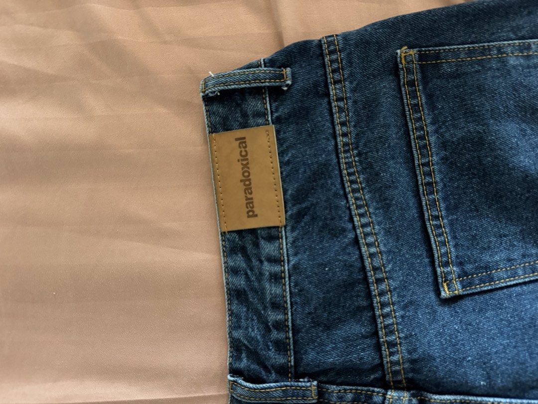 Bermuda / Mom Shorts (Category: Shorts) located in Cavite. Submitted by ja.999 (Listing ID 1465616748, Image 2). Description: 👉🏻 Up to 32-33 inches waist only 👉🏻 Medyo hard denim 👉🏻 RFS: Decluttering 👉🏻 Pls manage ur expectations 👉🏻 Can do Same Day Delivery 👉🏻 Loc: Makati 👉🏻 Price is negotiable (esp if marami kayo bibilhin sa items ko hehe) .