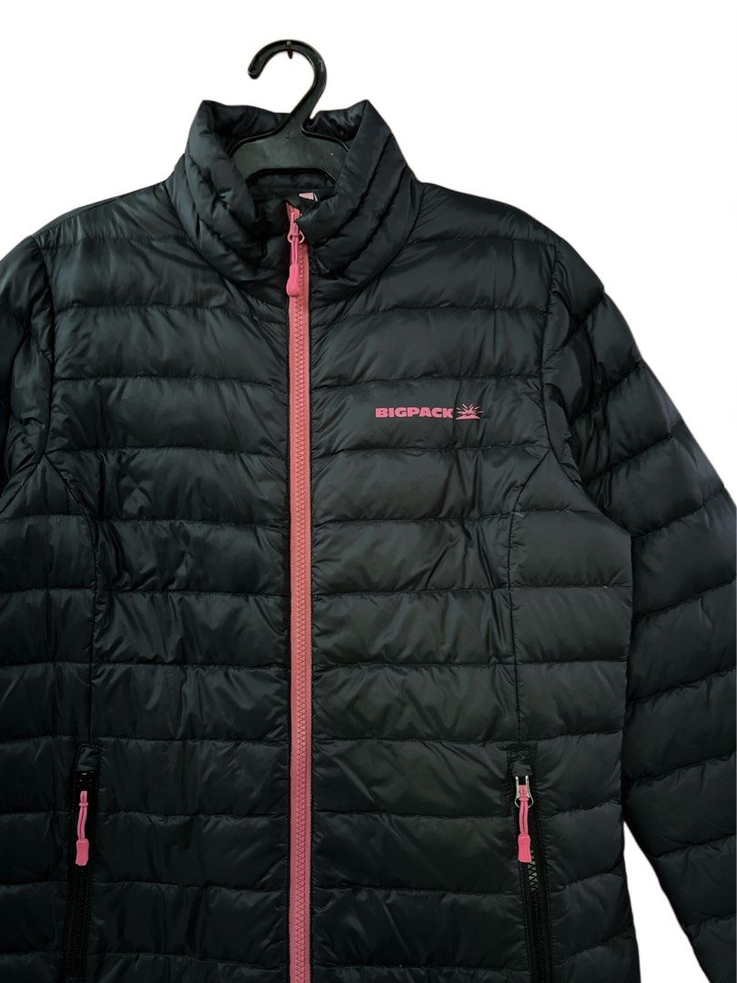 BIGPACK PUFFER JACKET (Category: Coats, Jackets and Outerwear) located in Baguio. Submitted by toddlerscollectives (Listing ID 1465625984, Image 1). Description: .