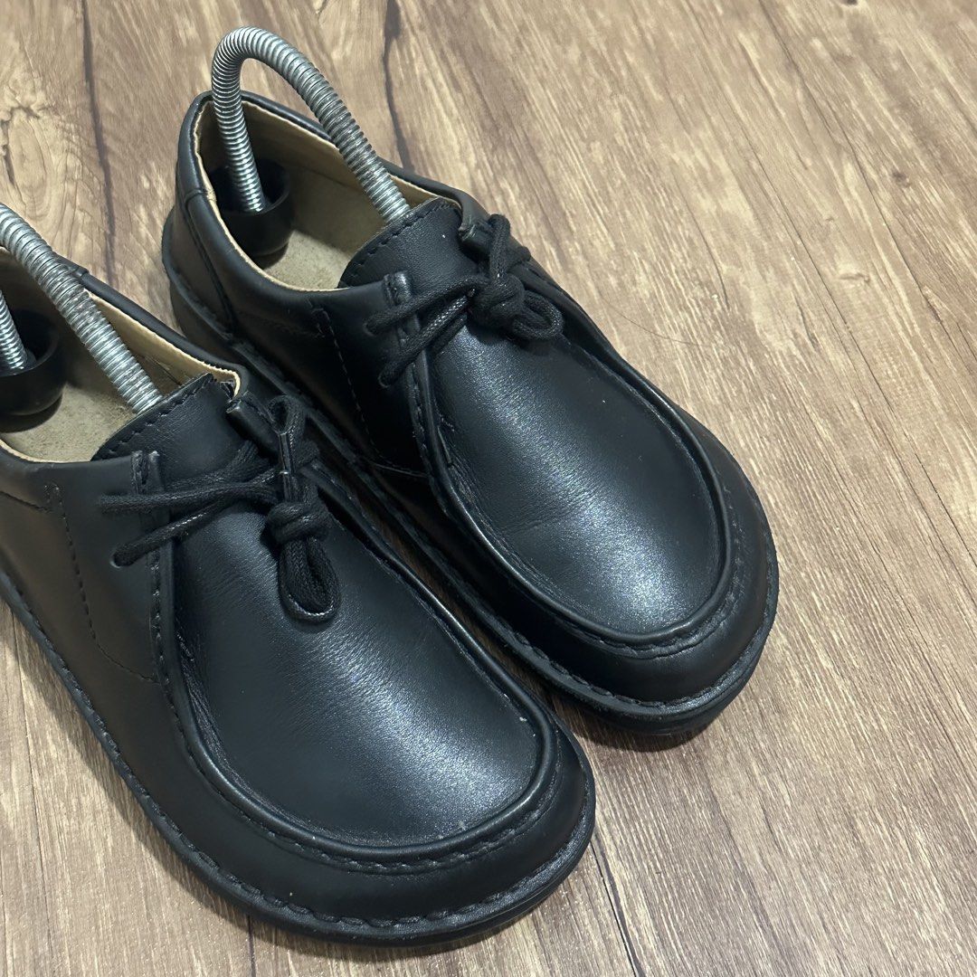 Birkenstock Pasadena (Category: Flats & Sandals) located in Calamba. Submitted by dripparadise.archive (Listing ID 1465749177, Image 2). Description: Birkenstock Pasadena - In Excellent condition EUR 38 No issue Pm if interested 📩.
