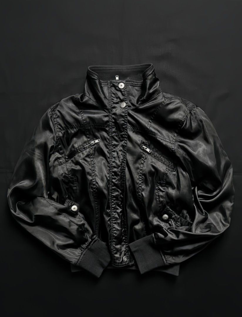 Black Bomber Jacket (Category: Coats, Jackets and Outerwear) located in Manila. Submitted by cheezynutzyfriez (Listing ID 1465687150, Image 1). Description: 19x17 xs-m.
