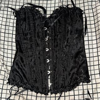 (Category: ) located in . Submitted by oh.cake (Listing ID 1465704979, Image 1). Description: .