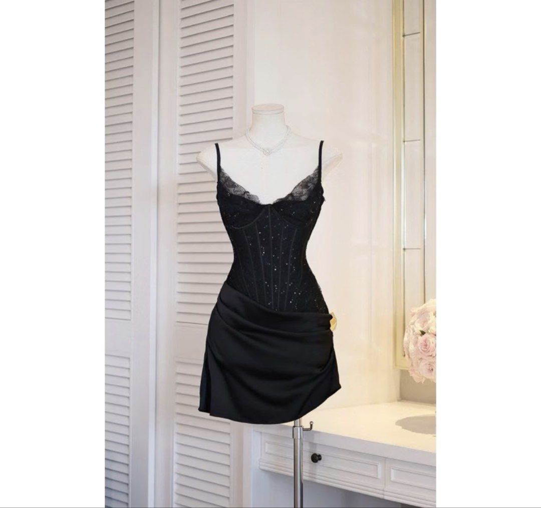 Black Bustier Dress (Category: Dresses) located in Manila. Submitted by augustine__ (Listing ID 1465733755, Image 1). Description: FOR RENT Style: Black mini dress with body-hugging fit Straps: Thin and fully adjustable Condition: Worn once, zero flaws/like new Perfect for: Night outs, date nights, and parties Php 500 for 3 days (pick-up - use day - return day) Php 1,000 refundable security deposit .