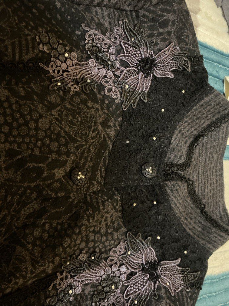 black emborided laced beaded cardigan (Category: Coats, Jackets and Outerwear) located in Manila. Submitted by pchyomi (Listing ID 1465691435, Image 2). Description: no issues .