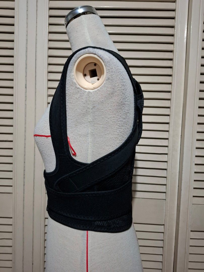Black Posture brace vest (Category: Braces, Support & Protection) located in Quezon City. Submitted by the-find (Listing ID 1465699988, Image 3). Description: .