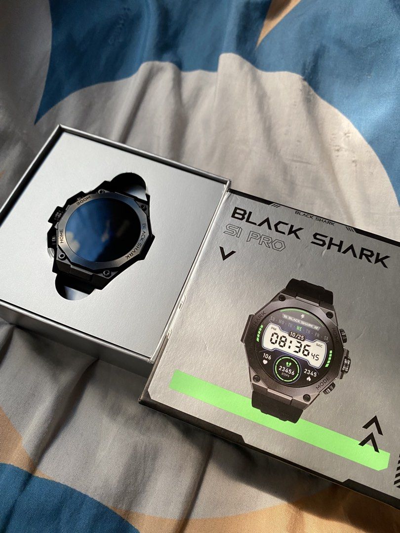 BLACKSHARK S1 PRO SMARTWATCH (Category: Wearables & Smart Watches) located in Cordova. Submitted by cris_market (Listing ID 1465588636, Image 1). Description: Bought in Saudi Arabia with Box and Charger 4K Fix, RSF: Need Allowance For my College LapuLapu/Cebu Location.
