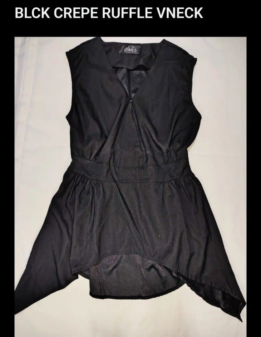 BLCK CREPE RUFFLE VNECK (Category: Others Tops) located in Rosario. Submitted by prelovedsalebymrse (Listing ID 1465683063, Image 2). Description: 🧵 Fabric: High-quality crepe fabric (lightweight, structured, and doesn't wrinkle easily!) 👗 Condition: Preloved in excellent condition / like new. 📏 Size: Fits Small to Medium.