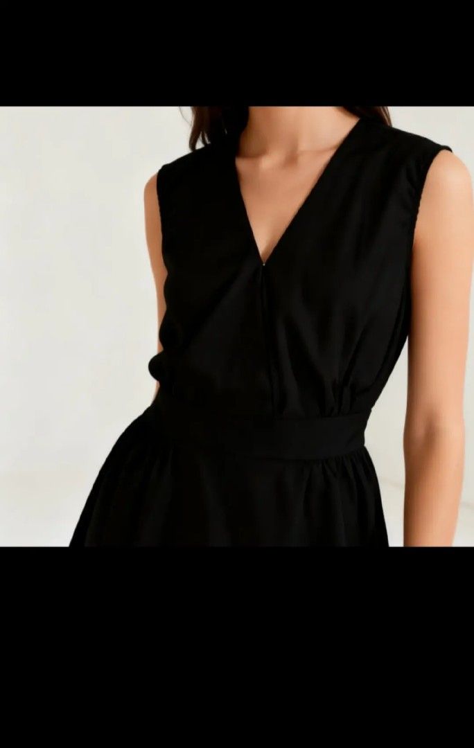 BLCK CREPE RUFFLE VNECK (Category: Others Tops) located in Rosario. Submitted by prelovedsalebymrse (Listing ID 1465683063, Image 3). Description: 🧵 Fabric: High-quality crepe fabric (lightweight, structured, and doesn't wrinkle easily!) 👗 Condition: Preloved in excellent condition / like new. 📏 Size: Fits Small to Medium.