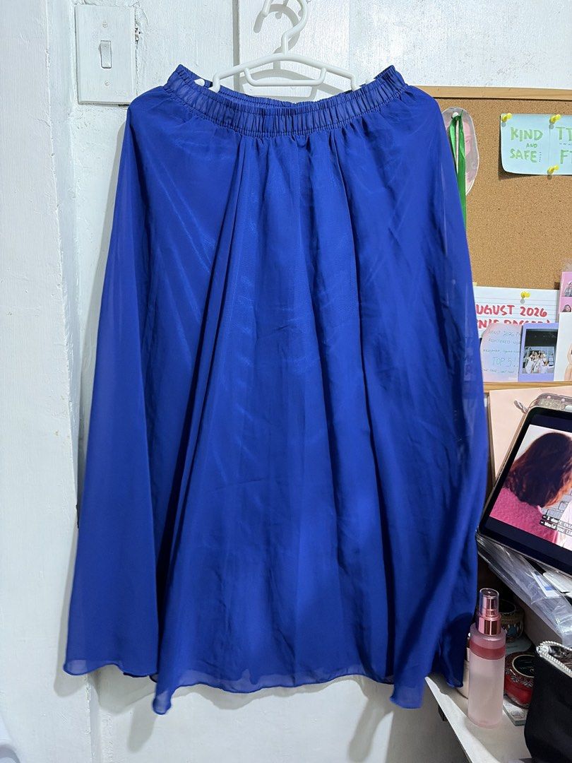 Blue Long Skirt (Category: Skirts) located in Quezon City. Submitted by berrystrawng (Listing ID 1465677937, Image 1). Description: .