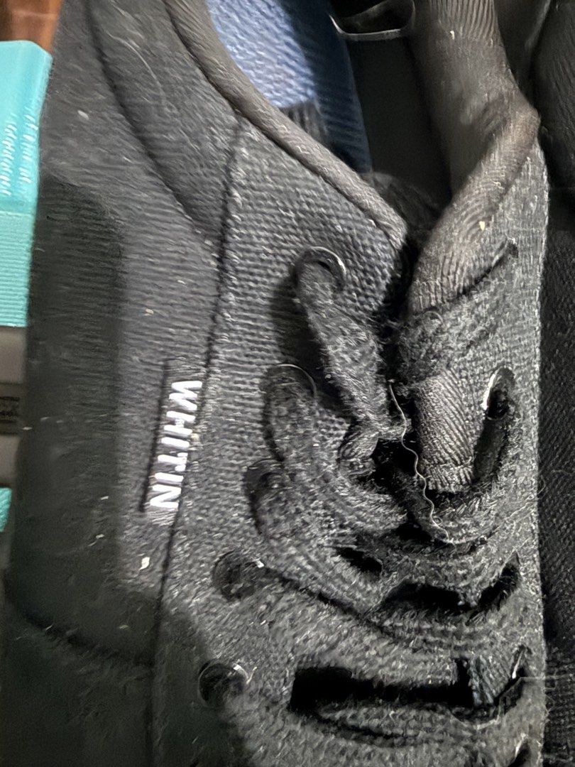 BNW WITHIN SIZE 43 UNISEX (Category: Sneakers) located in Pasig City. Submitted by stringkits (Listing ID 1465624704, Image 2). Description: BNW NO BOX UNWANTED GIFT IMPORTED UNISEX .