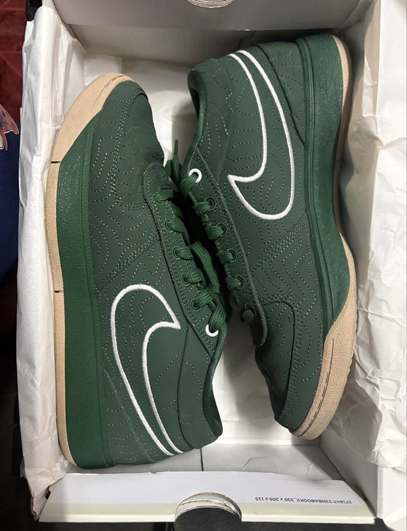 Book 1 “Flagstaff” (Category: Sneakers) located in Quezon City. Submitted by klsd.finds (Listing ID 1465581048, Image 1). Description: RUSH, BRAND NEW Fitted once only RFS: wrong size No issue 📌QC Novaliches.
