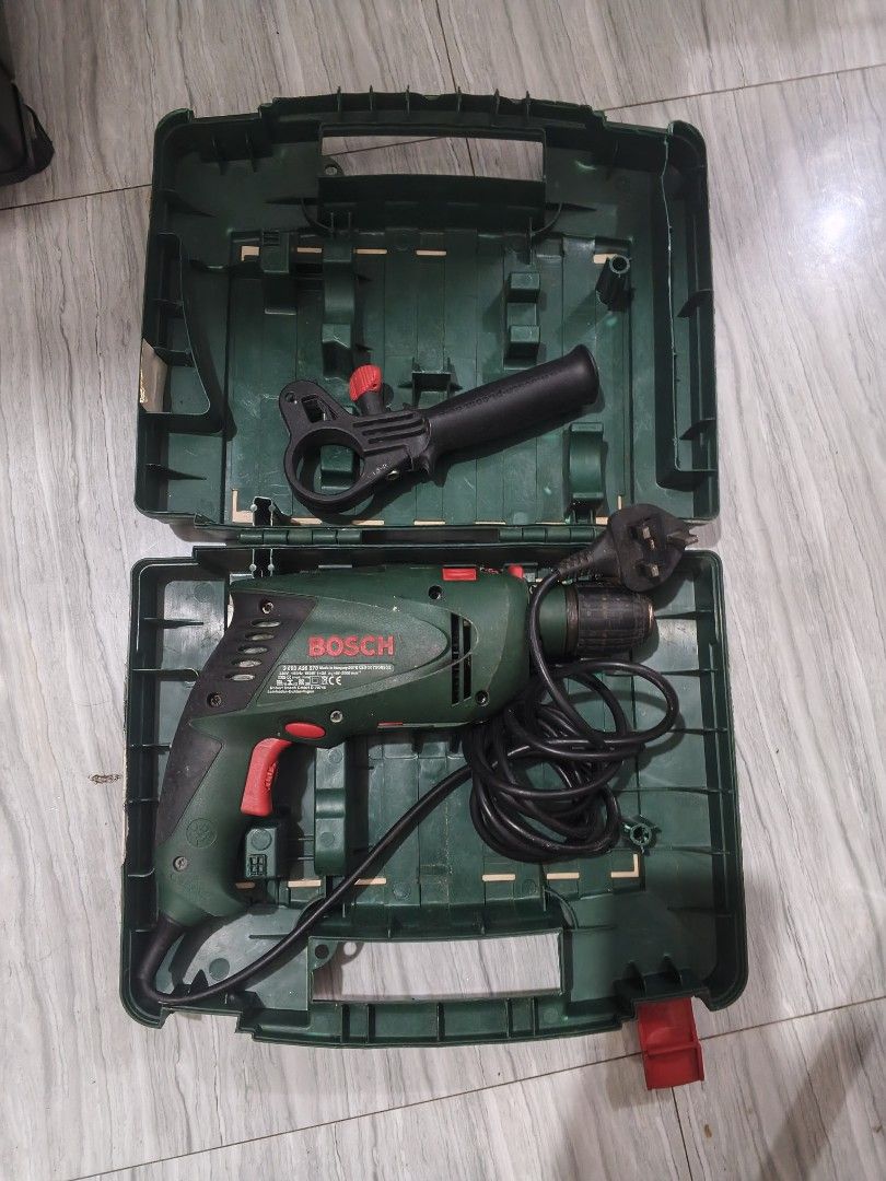 BOSCH HAND DRILL (Category: Construction Tools & Equipment) located in Marikina City. Submitted by etzceteraaah (Listing ID 1465759338, Image 1). Description: for pick up or lalamove only.