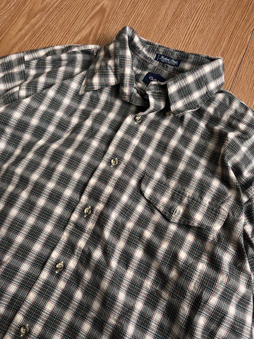 Boxy plaid polo shirt (Category: Tshirts & Polo Shirts ) located in Sorsogon. Submitted by archiverags (Listing ID 1465604706, Image 2). Description: 25x25 Freebie white plaid polo (20x26) solid boxy fit No issue .