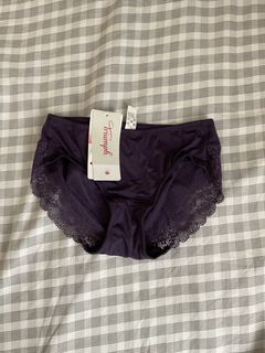 （分類：）位於 。 由 serene.closet 提交（商品編號 1465603225，圖片 1）。簡介： 。