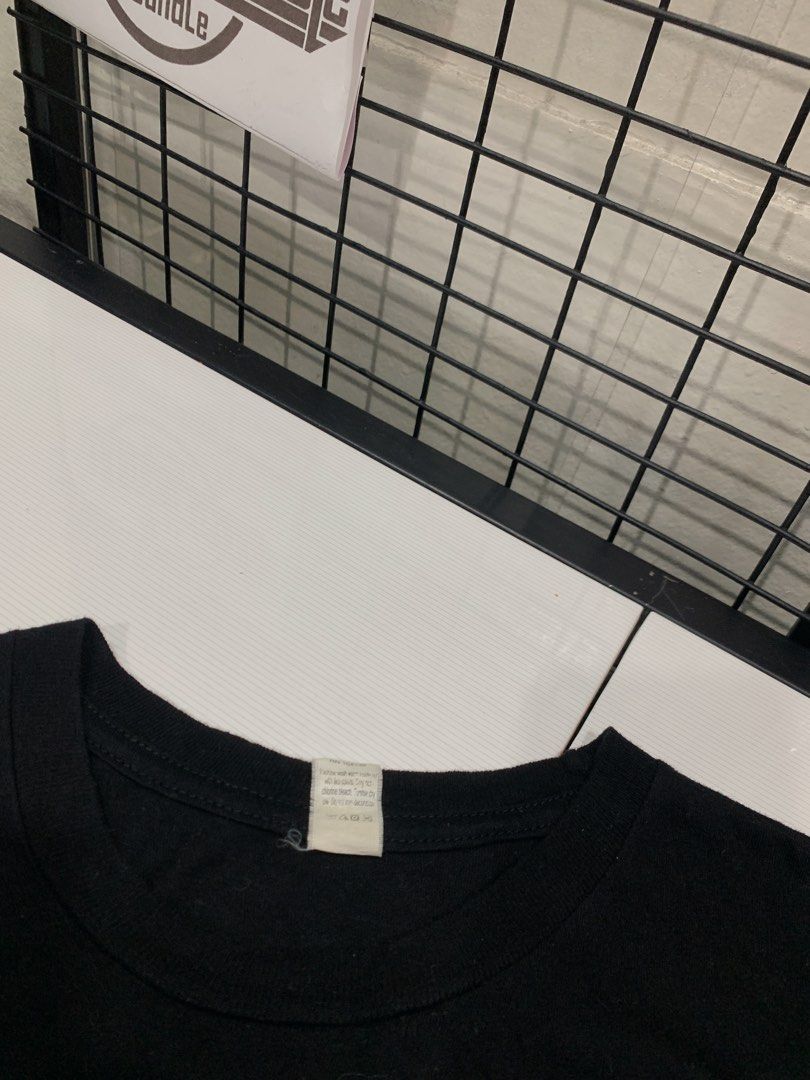 BREAKING BENJAMIN (Category: Tshirts & Polo Shirts) located in Sungai Petani. Submitted by apek_trouble_humble_bundle (Listing ID 1465709059, Image 2). Description: Pit 18 Lbh 26 100 Cotton 9/10 .