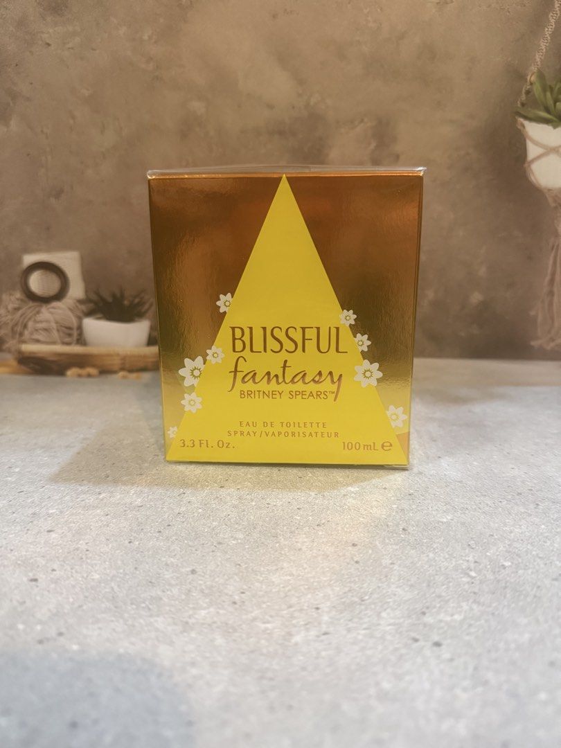 Britney Spears Blissful Fantasy (Category: Fragrance & Deodorants) located in Paranaque City. Submitted by oommggg (Listing ID 1465580082, Image 1). Description: 100 % Original Perfume! Not fake NOT Us, Dubai, Singapore Etc. 100% ORIGINAL!!!! Paranaque area.