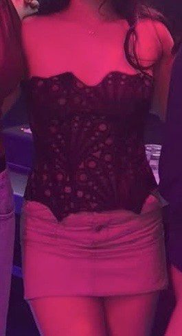 brown corset top (Category: Sleeveless) located in Manila. Submitted by yanaccc (Listing ID 1465739888, Image 3). Description: lp is 380 once used.