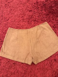 (Category: ) located in . Submitted by dolphinees (Listing ID 1465674079, Image 1). Description: .